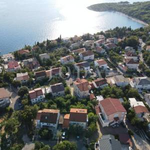 Jadranovo trosobni stan s pogledom na more