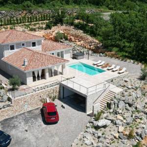 Jadranovo villa