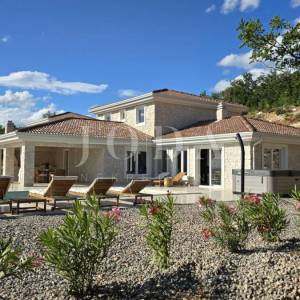 Jadranovo villa