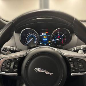 Jaguar F-Pace AWD 3.0 D Prestige Aut.