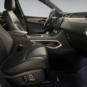 Jaguar F-Pace AWD SE