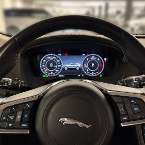 Jaguar F-Pace PRESTIGE 2.0D 180HP AWD A8