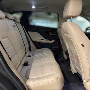 Jaguar F-Pace PRESTIGE 2.0D 180HP AWD A8