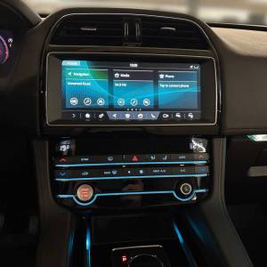 Jaguar F-Pace PRESTIGE 2.0D 180HP AWD A8