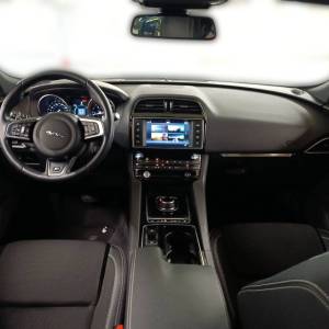 Jaguar F-Pace R-SPORT 2.0D 240HP AWD A8