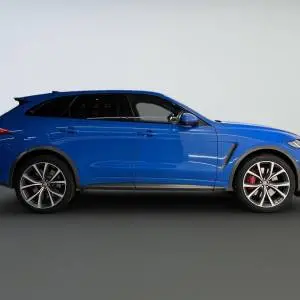 Jaguar F-Pace SVR 5.0 550 AWD A8