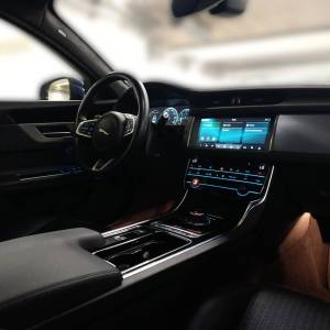 Jaguar XF PRESTIGE 2.0D 180