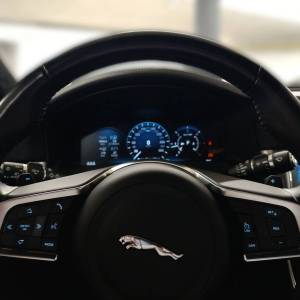 Jaguar XF PRESTIGE 2.0D 180 AWD