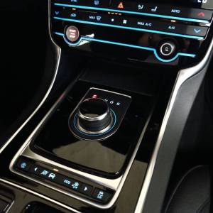 Jaguar XF PRESTIGE 2.0D 180 AWD