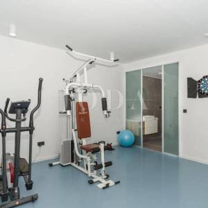 Jedinstvena vila s bazenom 