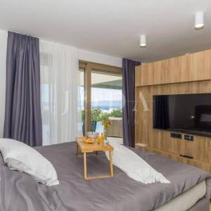 Jedinstvena vila s bazenom 