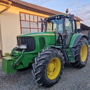 JOHN DEERE