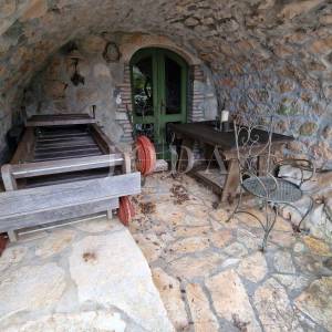 Kamena kuća s bazenom na mirnoj lokaciji, okolica Dobrinja - otok Krk