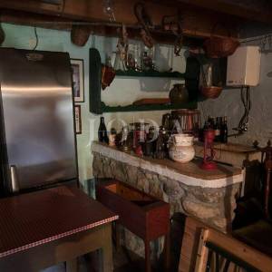 Kamena kuća sa dodatnim objektom+1700m2 poljop.zemljišta,Labin okolica
