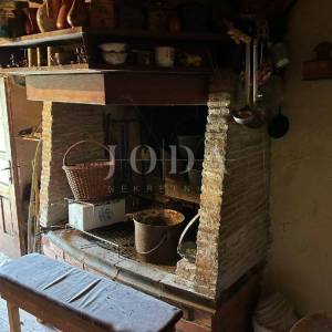 Kamena kuća sa dodatnim objektom+1700m2 poljop.zemljišta,Labin okolica