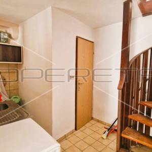 Kamena kuća u centru, 75 m2, Sukošan, Zadar
