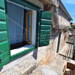 Kamena kuća u Grohotama, otok Šolta, 139 m2