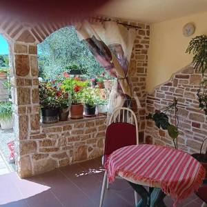 Kamena kuća u nizu,Poreč okolica