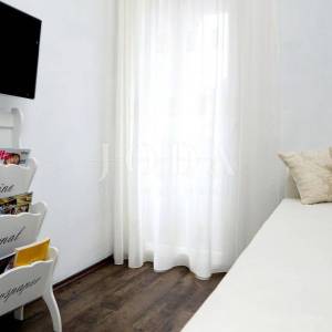 Kamena villa s dva stana blizu mora, Malinska