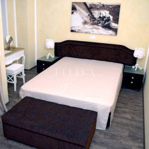 Kamena villa s dva stana blizu mora, Malinska