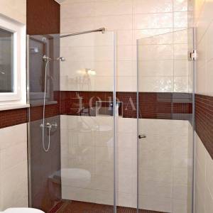 Kamena villa s dva stana blizu mora, Malinska