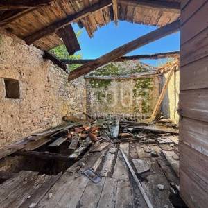 Kastav, starina za adaptaciju, 118m2