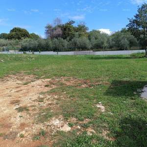 Kaštel – Građevinsko zemljište 800 m² s pogledom na more