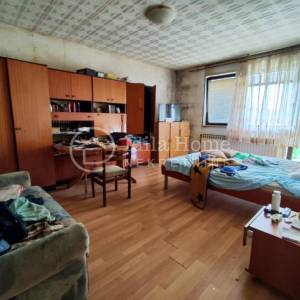 Kerestinec/ Žitarka, kuća 300 m2+ okućnica 1000 m2.