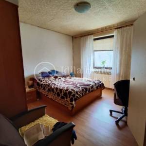 Kerestinec/ Žitarka, kuća 300 m2+ okućnica 1000 m2.