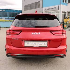 Kia Ceed Sportswagon 1.5 T-GDi 160ks *NAVIGACIJA, KAMERA*