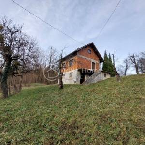 Klanjec/Imanje/Kuća za vikendicu ili za život sa 3.345m2 zemljištem
