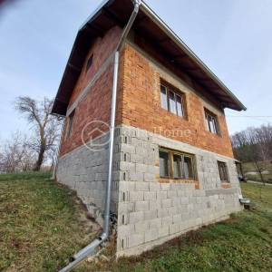 Klanjec/Imanje/Kuća za vikendicu ili za život sa 3.345m2 zemljištem