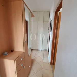 Klenovica, apartmanska kuća sa prekrasnim pogledom