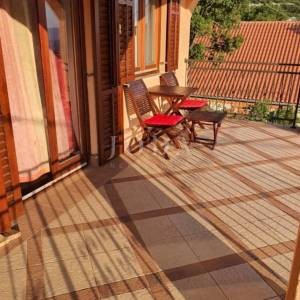 Klenovica, apartmanska kuća sa prekrasnim pogledom