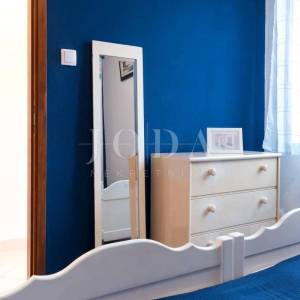 Klenovica, apartmanska kuća sa prekrasnim pogledom