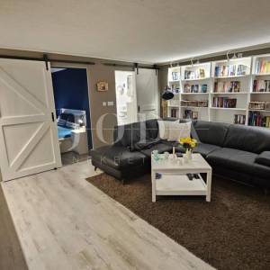 Klenovica kuća sa tri jedinice