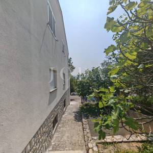 Komforan stan 200m od mora
