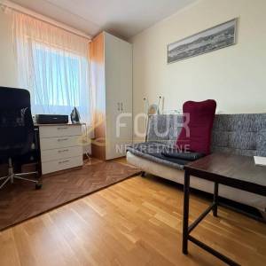 Kostrena, 3s+db, 111.31m2, okućnica, pogled na more
