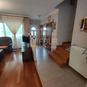 Kostrena, 3s+db, 111.31m2, okućnica, pogled na more
