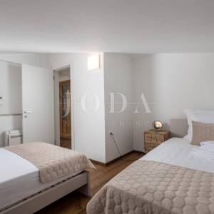 Kraljevica kuća iznad mora