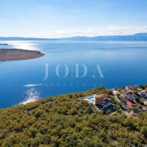 Kraljevica kuća iznad mora
