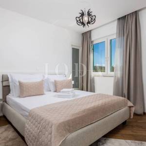Kraljevica kuća iznad mora