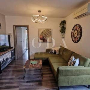 Krk - apartman u prizemlju
