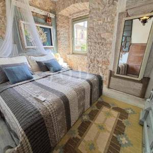 Krnica, renovirana kamena Villa sa bazenom