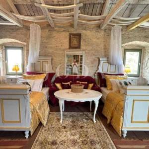 Krnica, renovirana kamena Villa sa bazenom