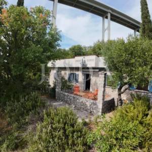 Kuća 1. red od mora na jedinstvenoj lokaciji