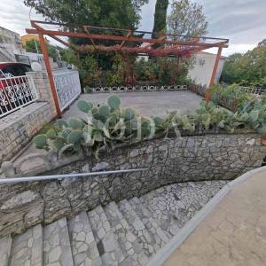 Kuća 100m od mora 