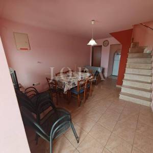 Kuća 150m od mora