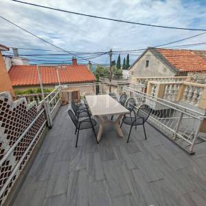 Kuća 150m od mora