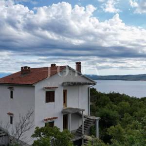 Kuća 1.red do mora